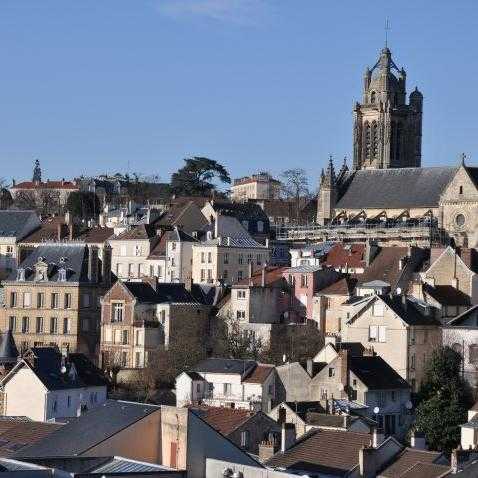 Vue de Pontoise depuis le jardin des 5 sens
