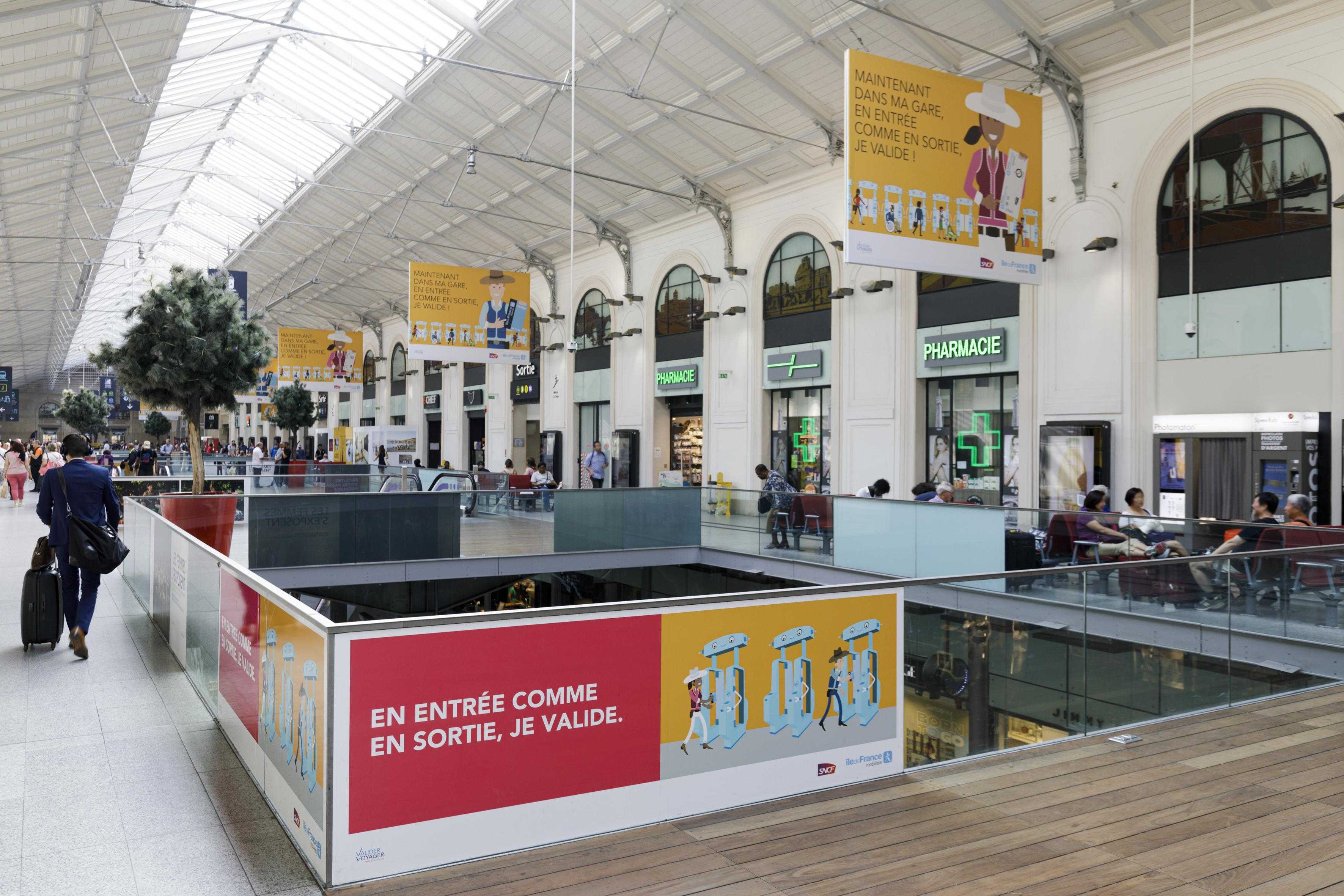gare saint lazare côté commerce avec la campagne de communication