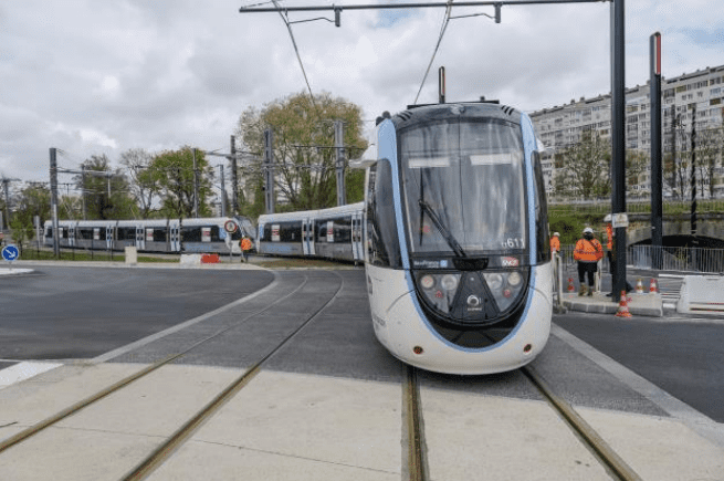 Tram en route