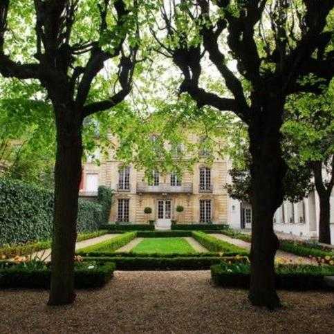 Façade et jardin