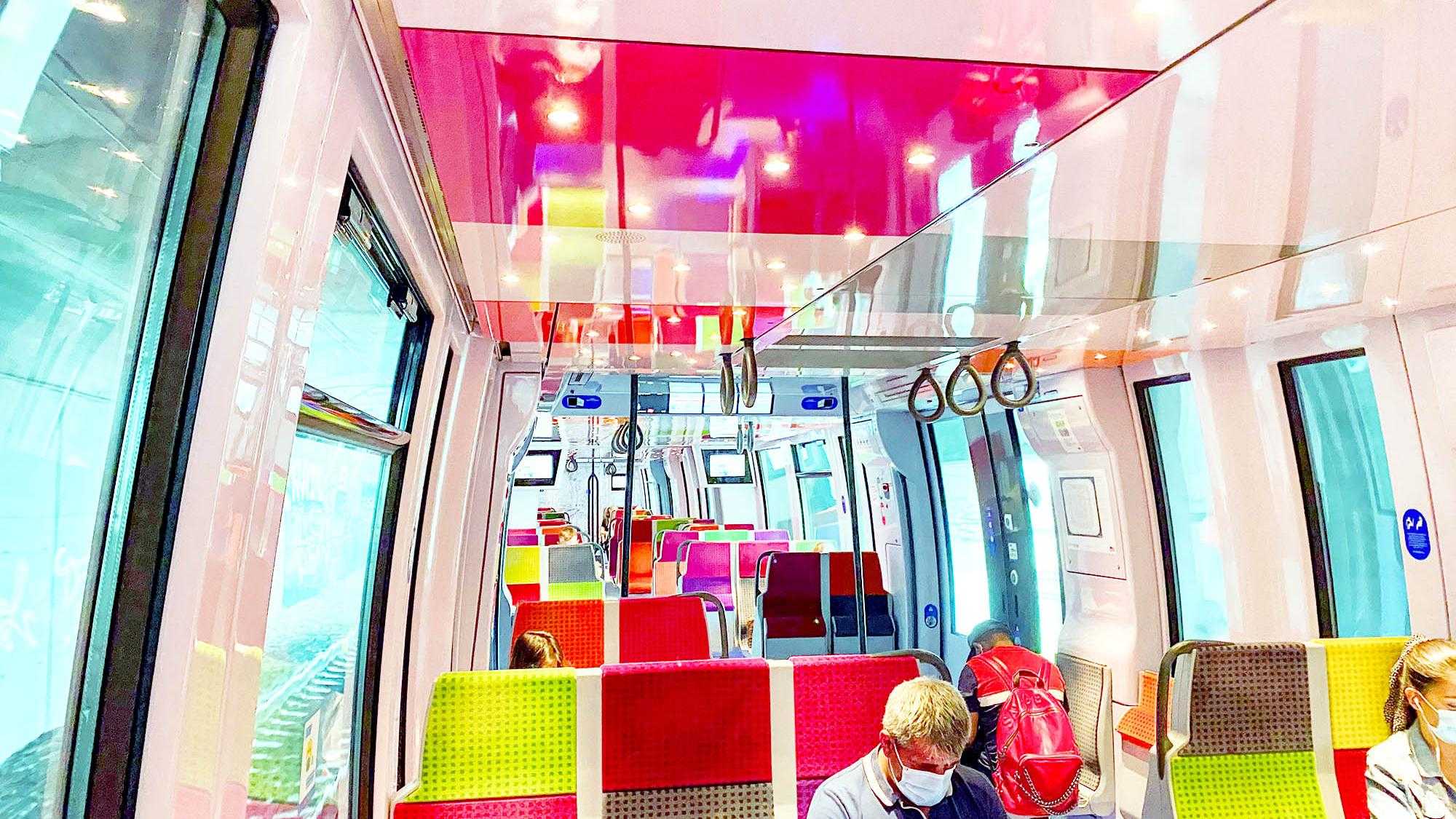 Intérieur d'un train Francilien